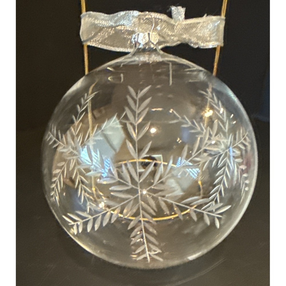 Large Hand Blown Glass Orb Ball Etched Snowflake Christmas Tree Ornament 4.5"